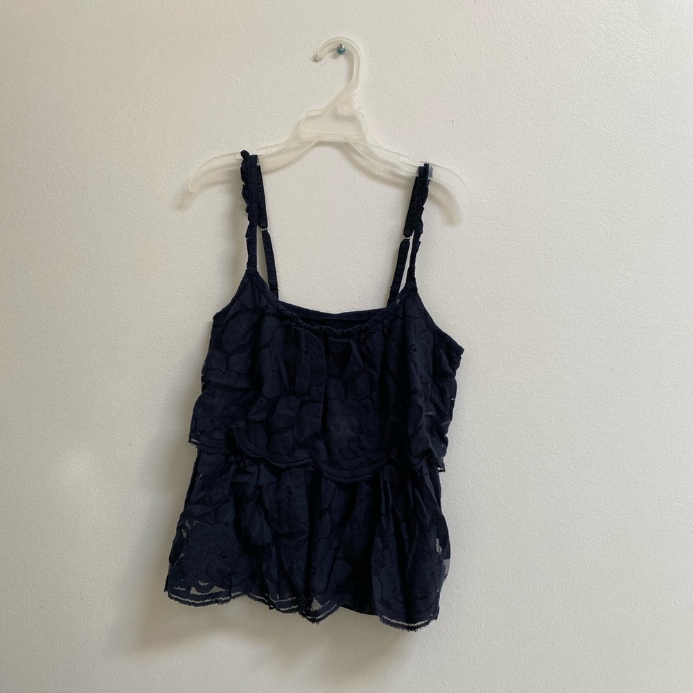 Abercrombie & Fitch Scallop Lace Top S